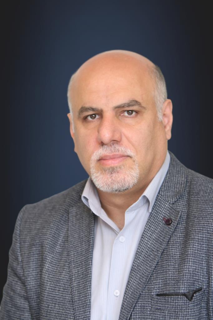 Dr. Reza Maniee